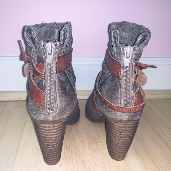 Booties - Picture 4 of 4